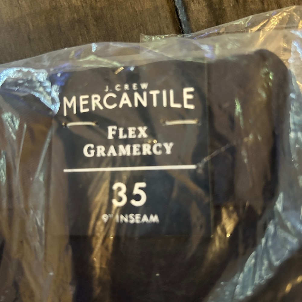 JCrew Flex Gramercy Chino Shorts in Navy (sealed in bag) 9” inseam - Picture 2 of 7